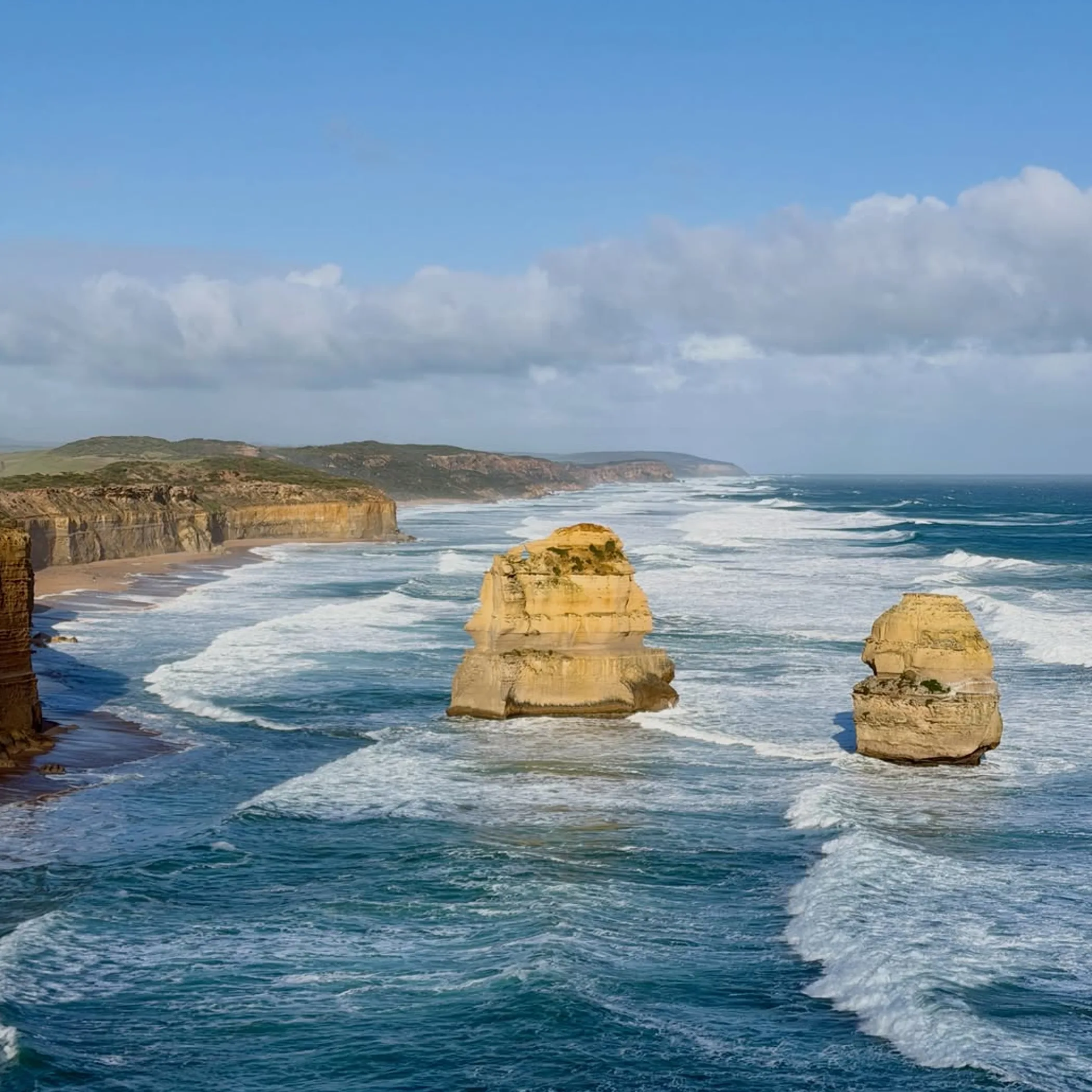 great ocean road coastal scenery