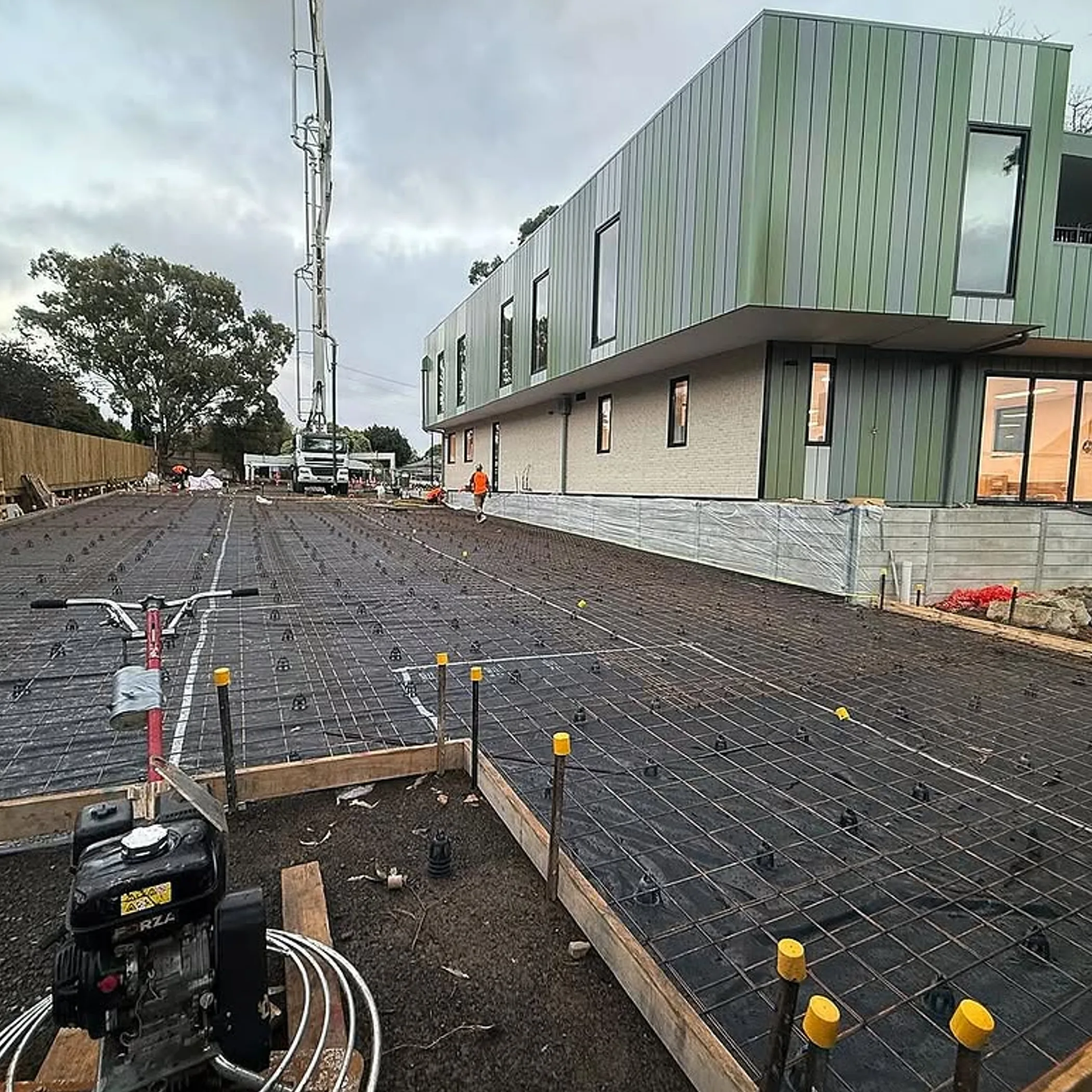 rebar and formwork before concrete pour
