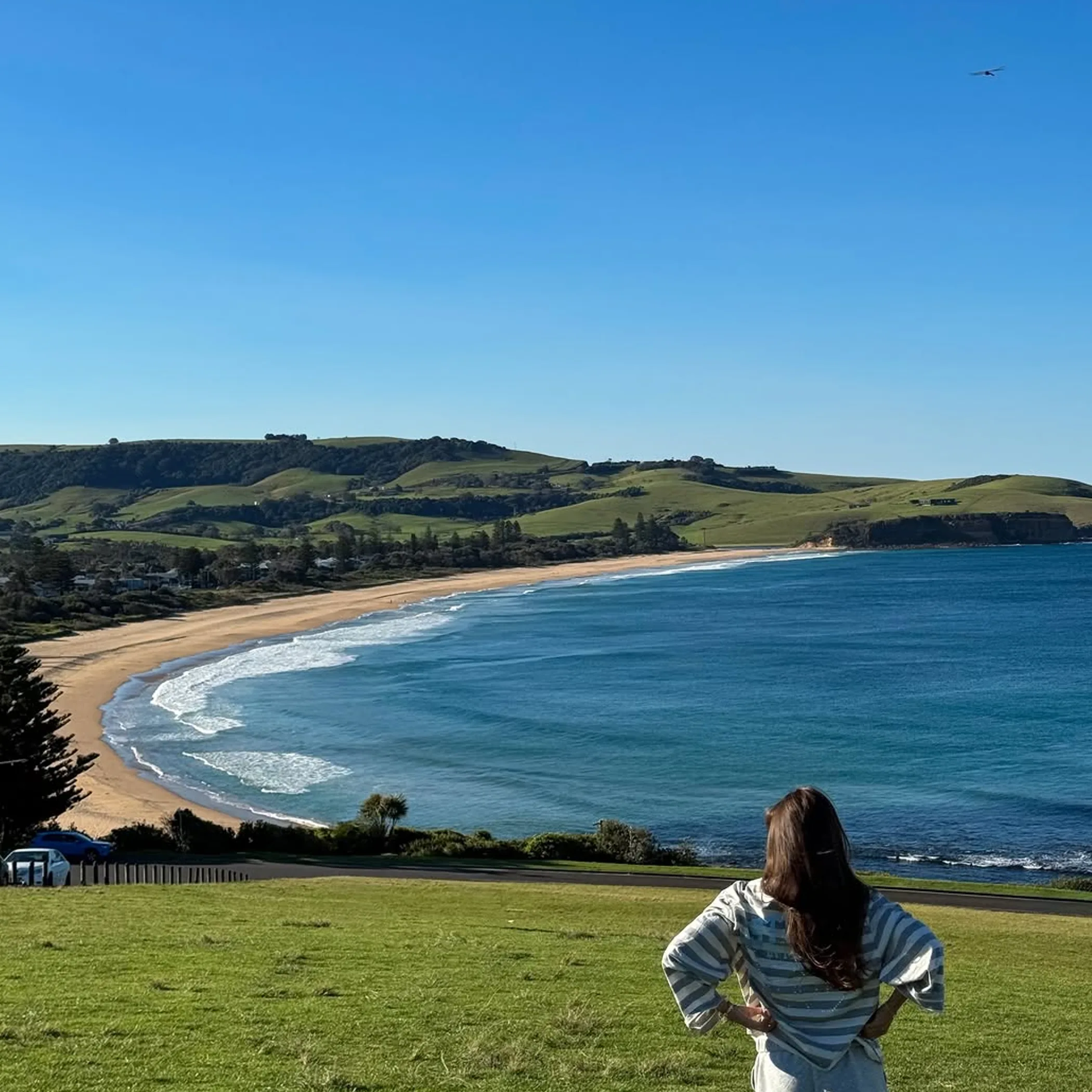 beach shoreline and ocean waves